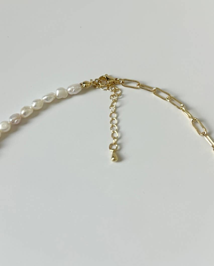 Laumė Necklace