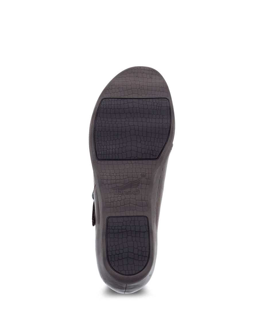 CLEARANCE - Dansko - Marisa