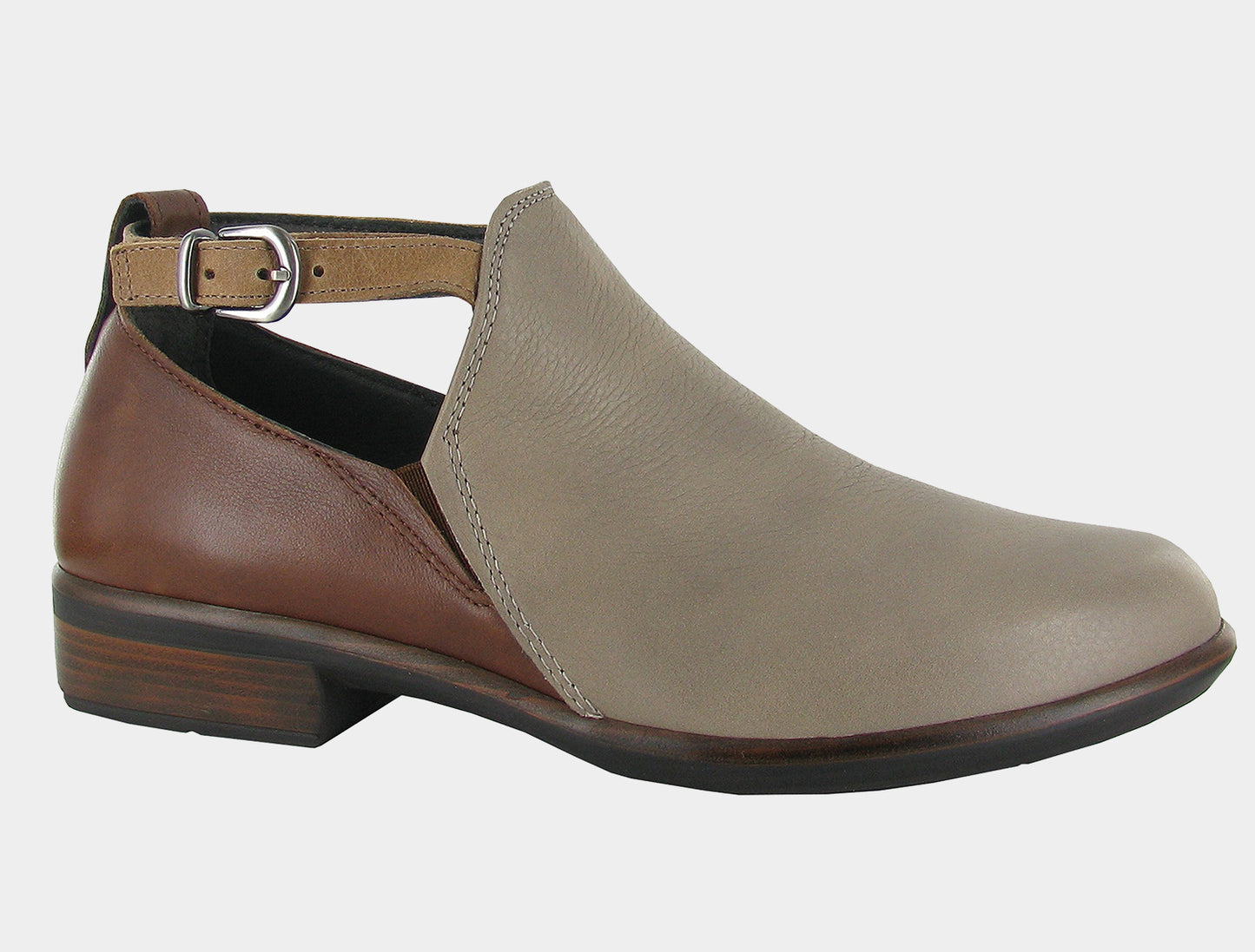 CLEARANCE - Naot - Kamsin