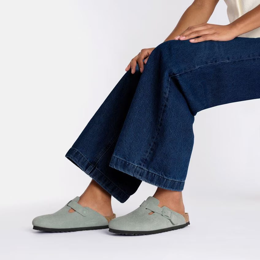 Boston Suede Leather - Soft Footbed (NARROW)