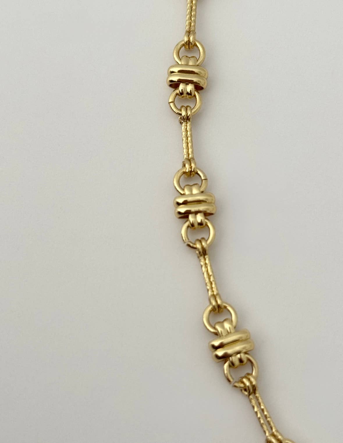 Magnolia Chain Link Necklace