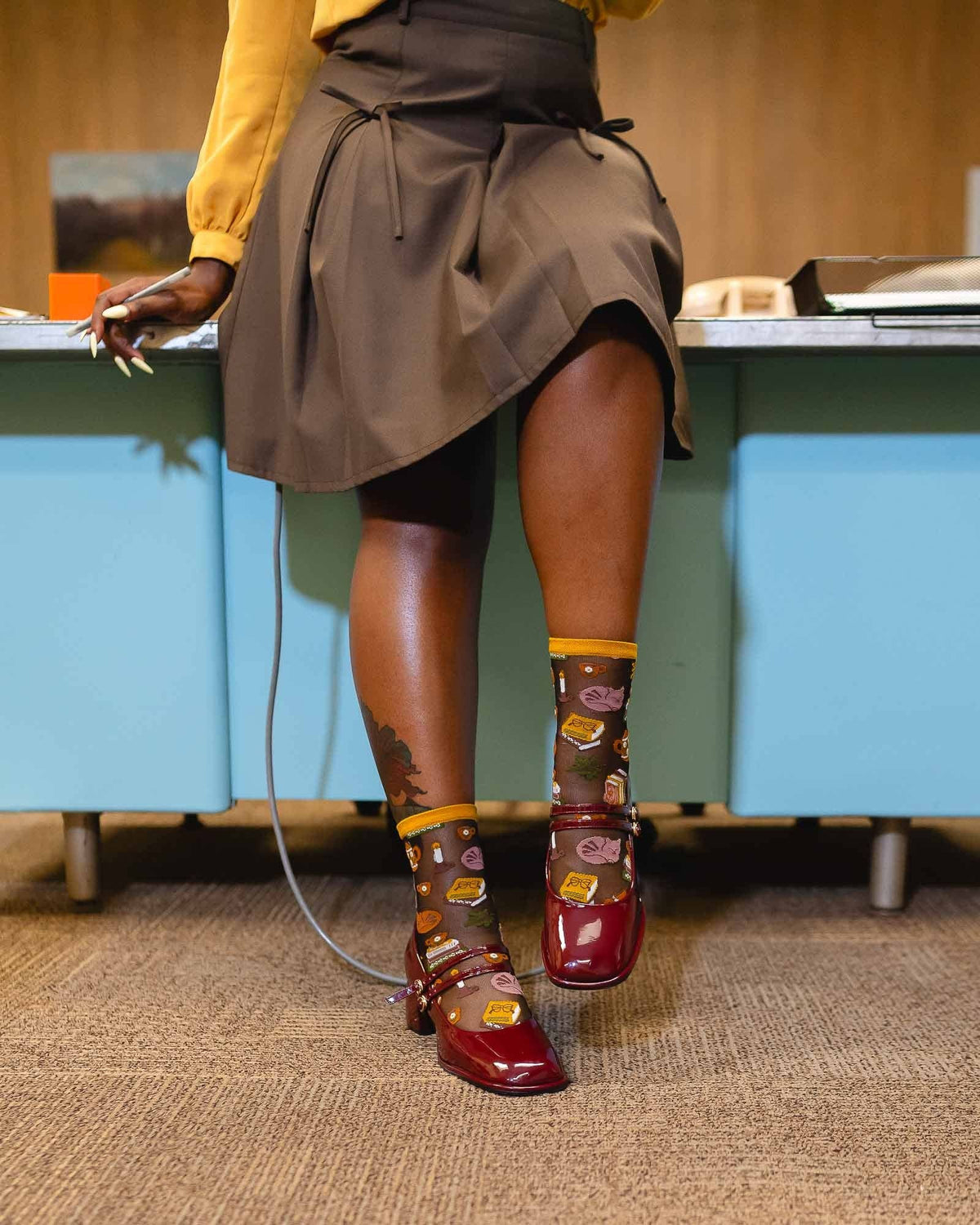 Book Lovers Black Sheer Crew Sock