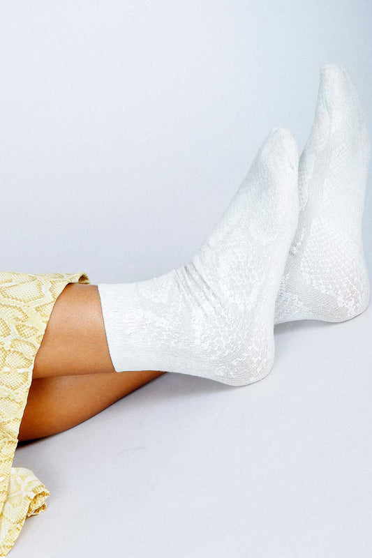 Yoshi Albino Shimmer Ankle Sock