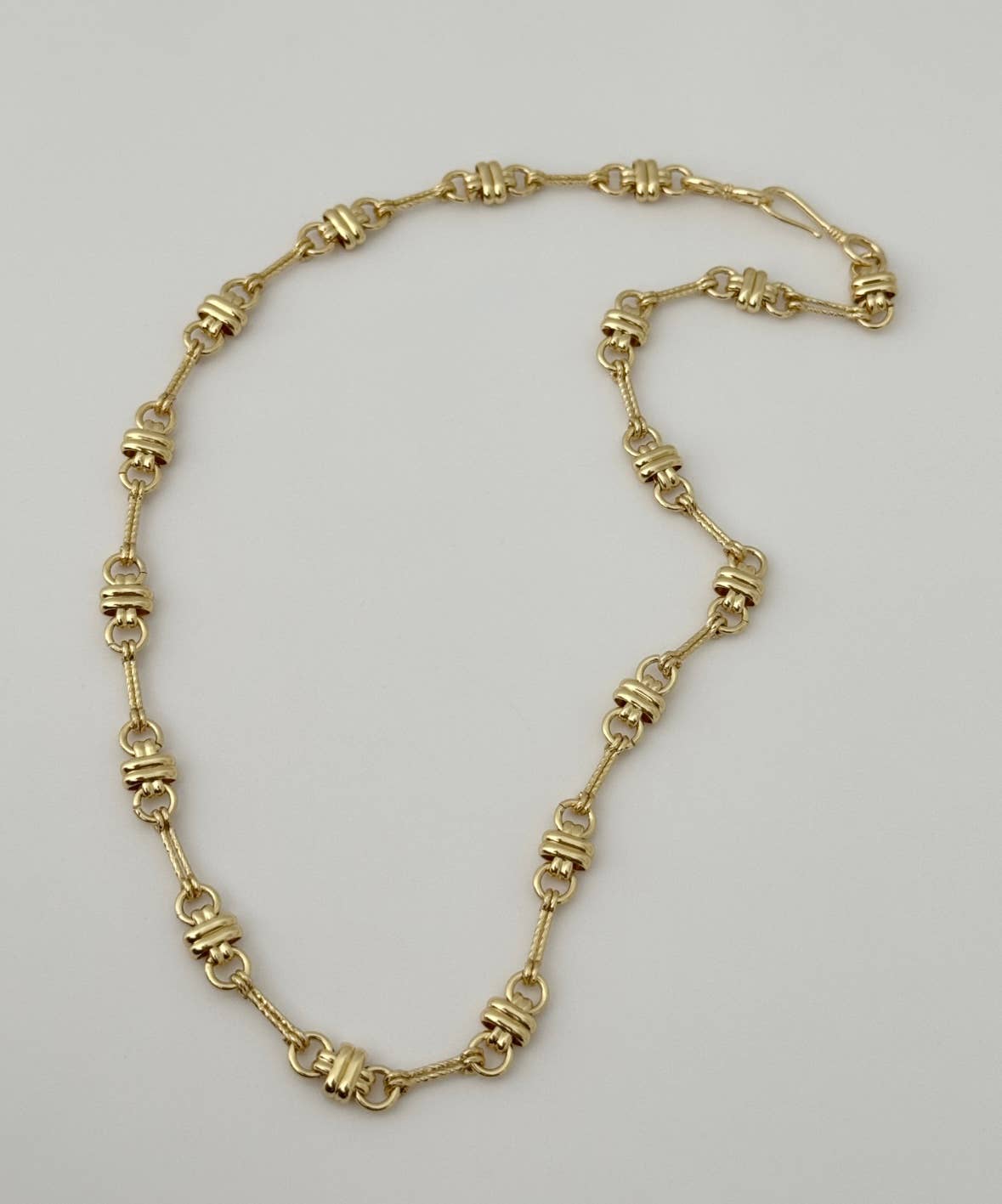 Magnolia Chain Link Necklace