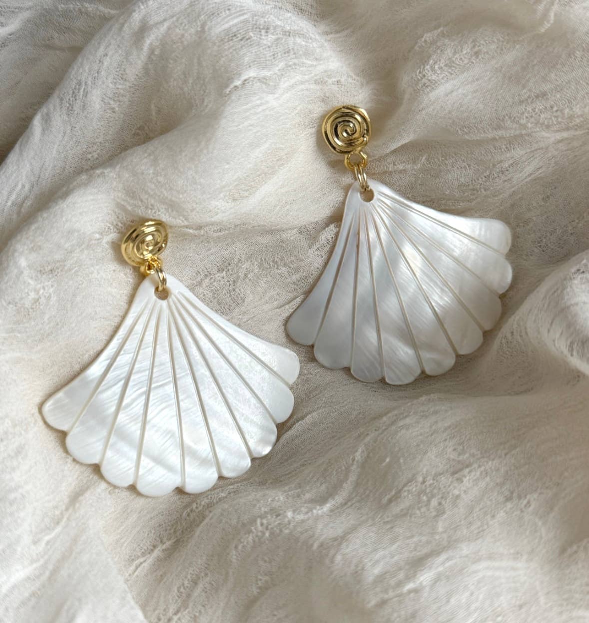 Hera Earrings 