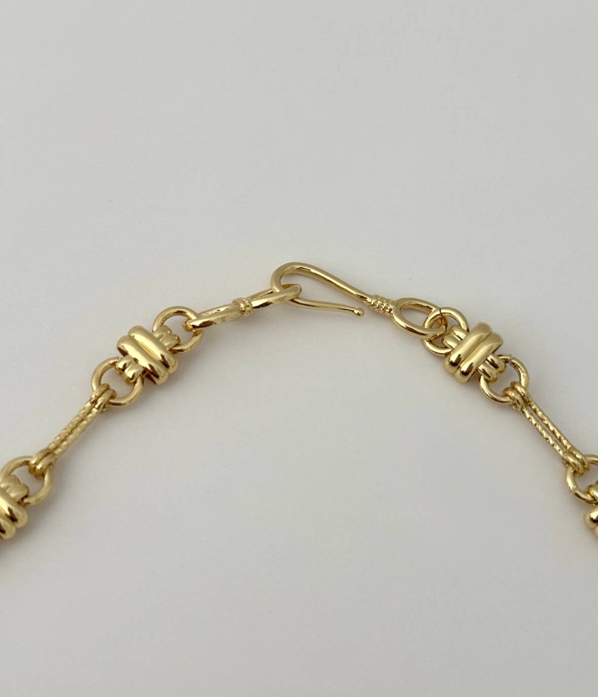 Magnolia Chain Link Necklace