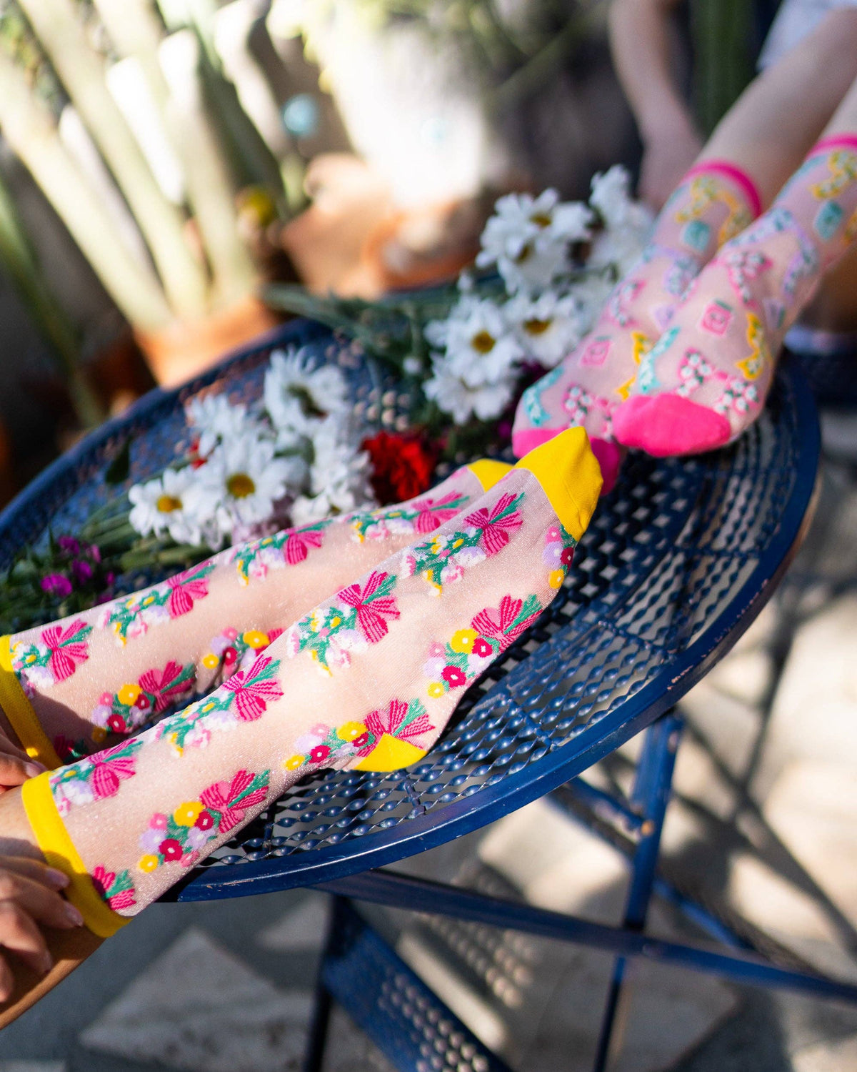 Bouquets All Day Shimmer Sheer Crew Sock
