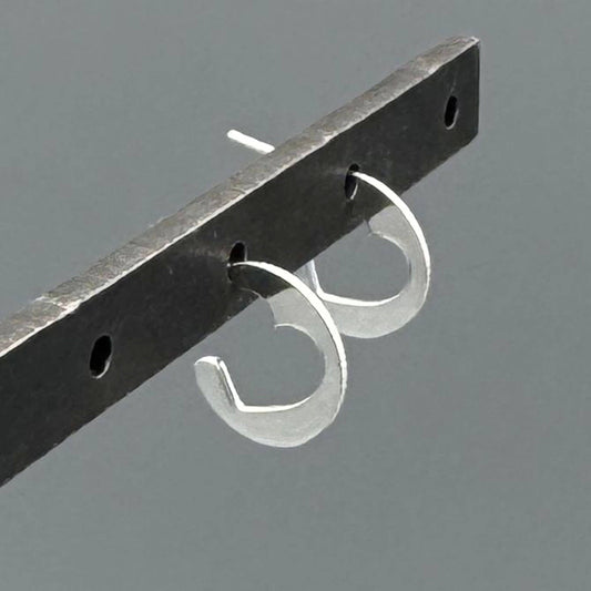 Silver Cut-Out Heart Flat Post Disc Hoops