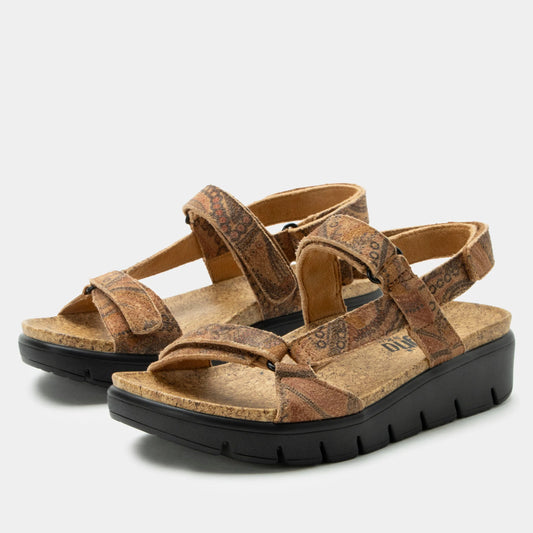 CLEARANCE - Alegria - Henna