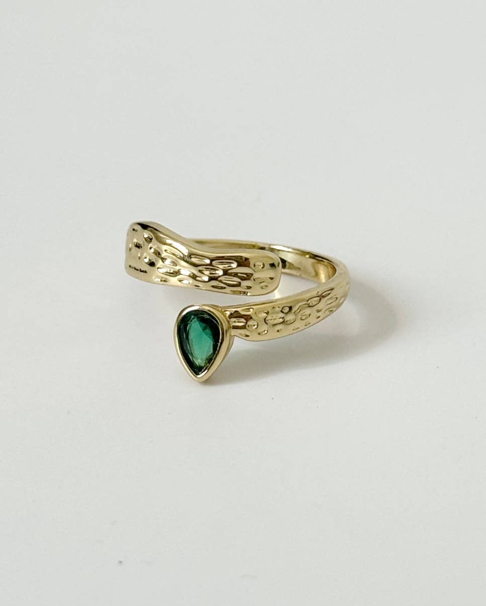 Emerald Grooves Ring