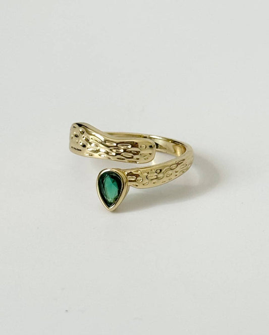 Emerald Grooves Ring