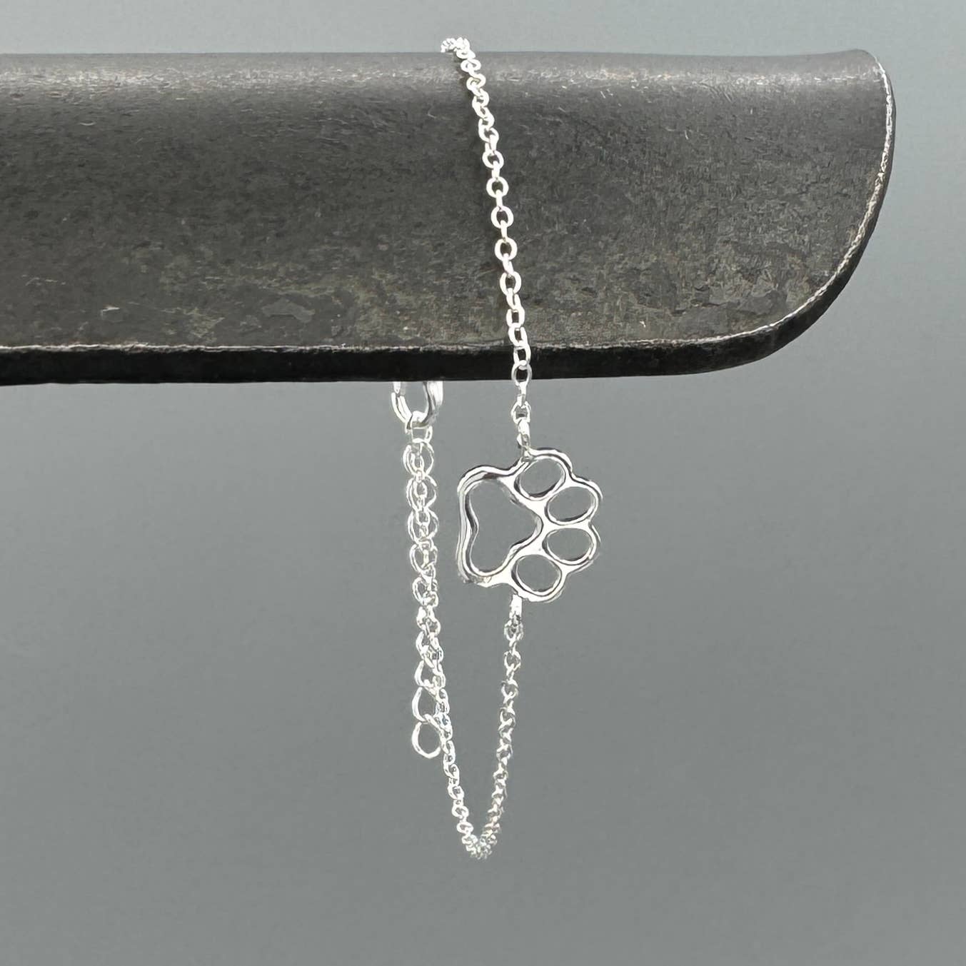 Paw Bracelet