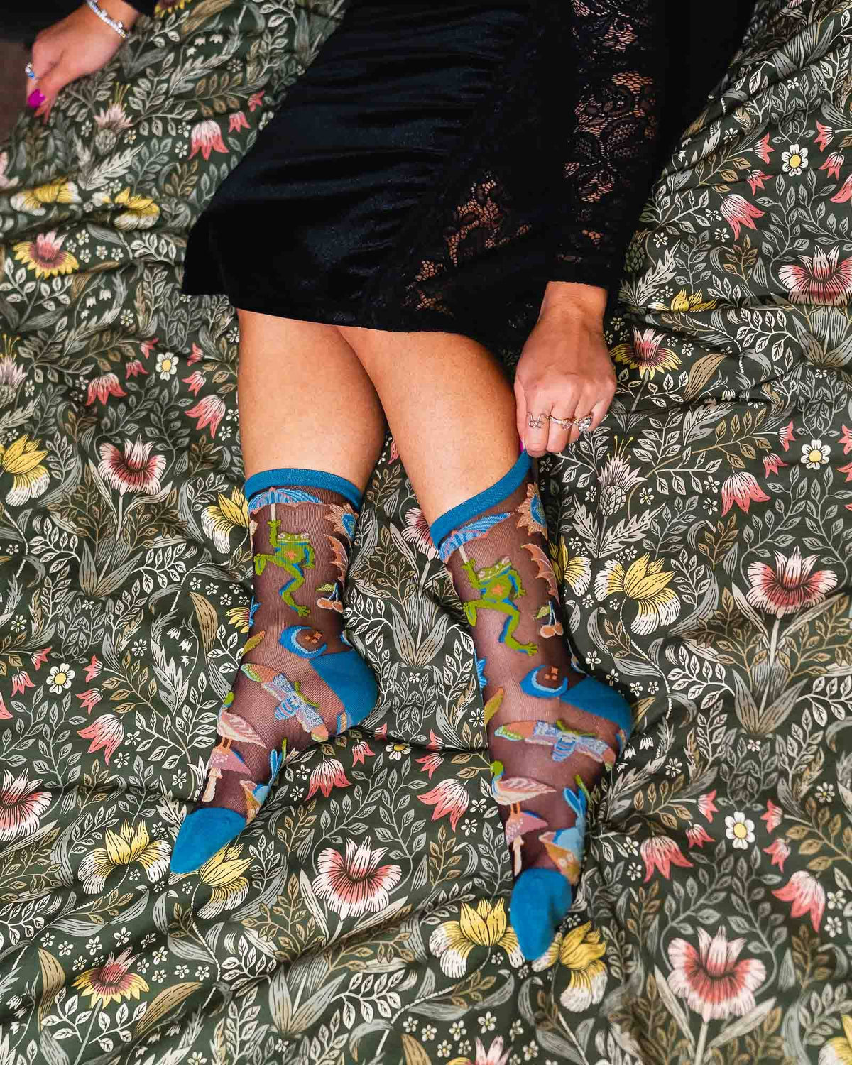 Dark Fairytale Shimmer Sheer Crew Sock